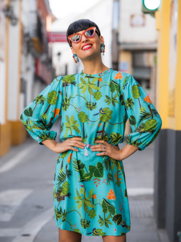 VESTIDO AZUL MAR ESCOTE ESPALDA BASIC