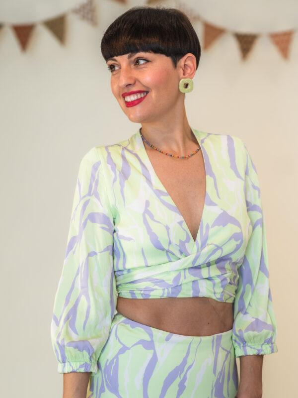 CAMISA NUDO VERDE/MALVA
