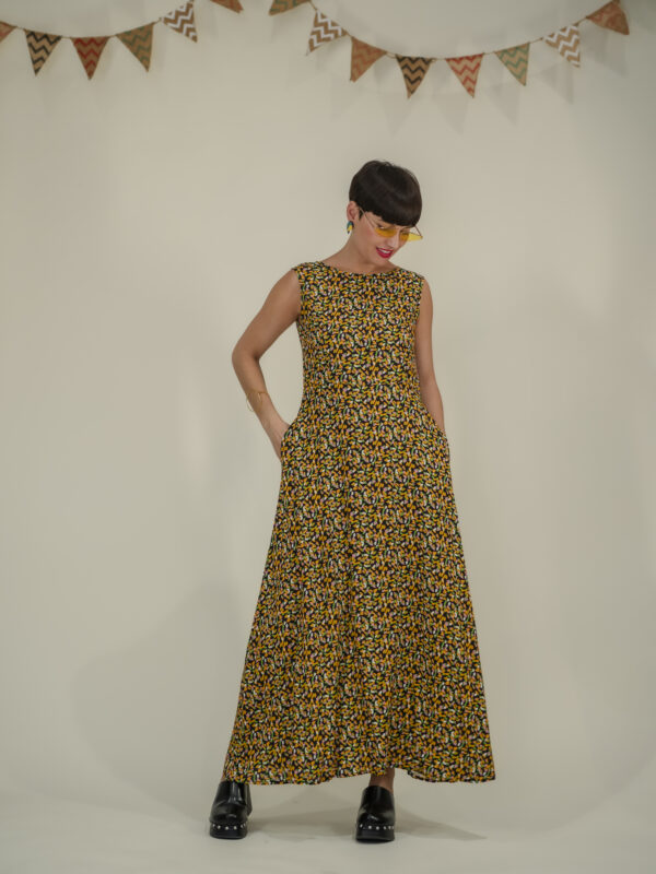 VESTIDO LARGO CAPULLITOS