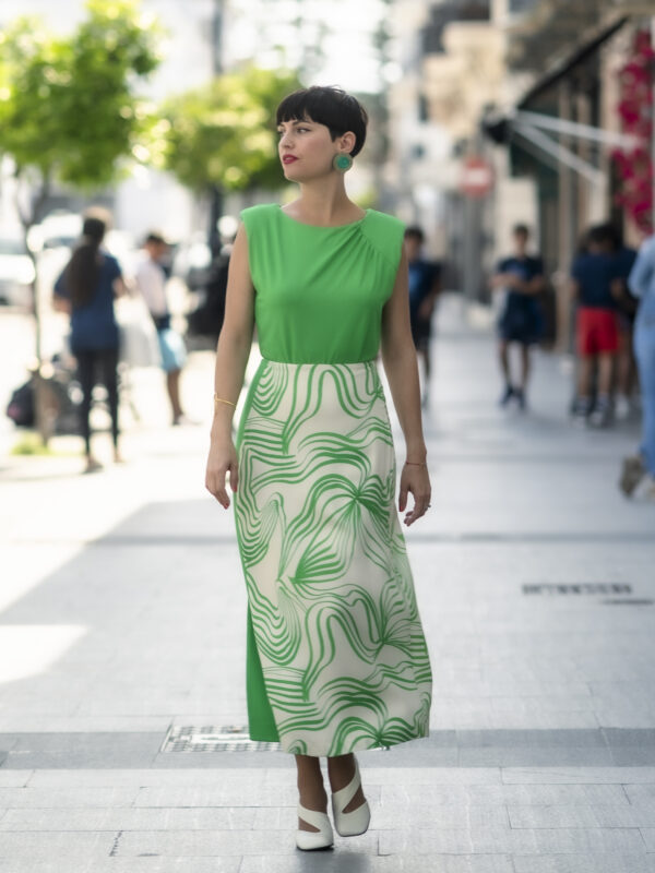 FALDA MDI BEIGE HOJAS VERDES